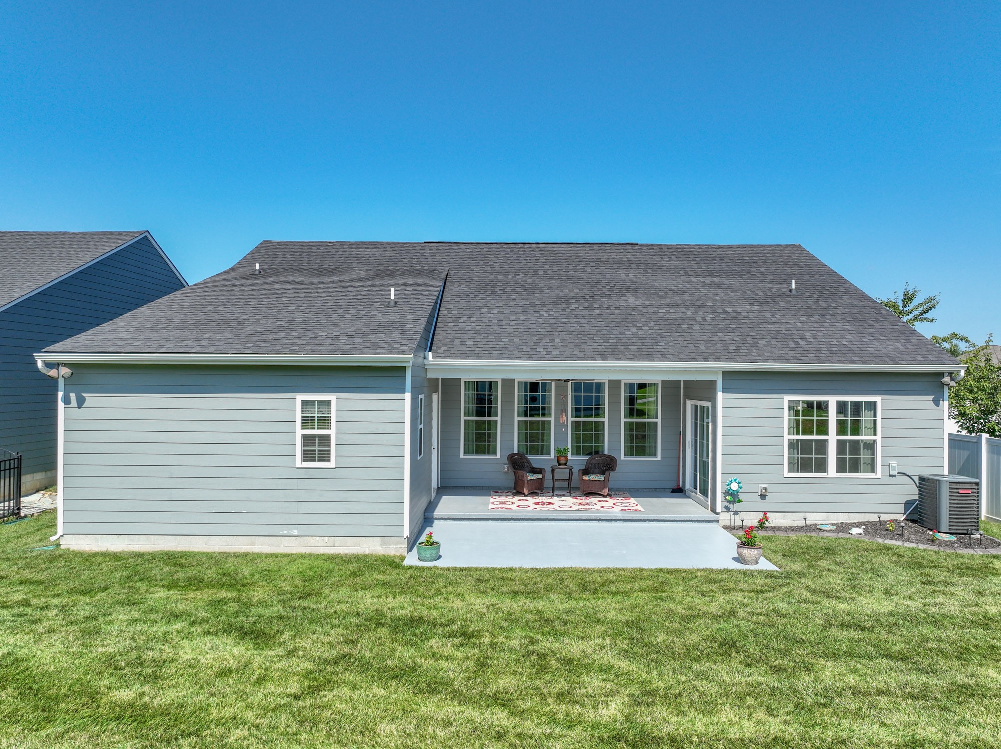 2907 Kellner Drive Murfreesboro, TN 37128 - Photo 26 of 33 front view of a house with a yard