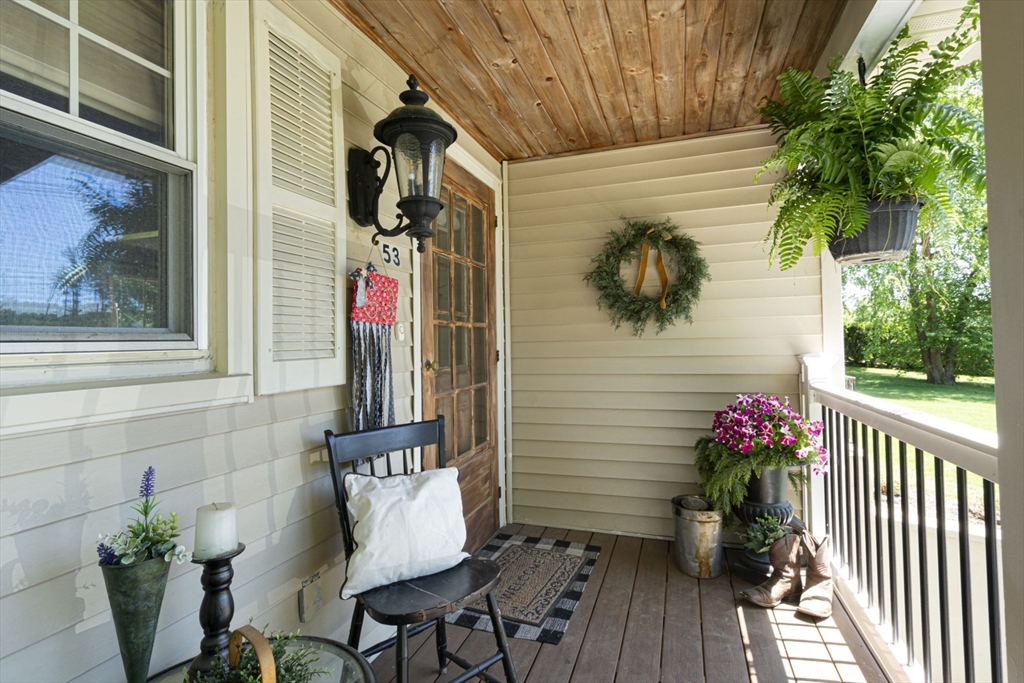 53 Boutelle Road Sterling, MA 01564 - Photo 4 of 34