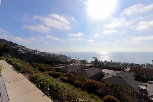 $1,248,000 | 21722 Ocean Vista Drive, Unit C, Laguna Beach, CA 92651