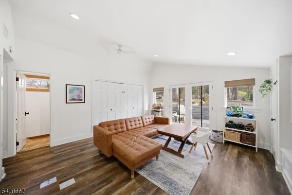 $900,000 | 109 Taylortown Road, Montville, NJ 07005