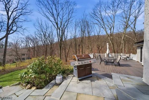 $900,000 | 109 Taylortown Road, Montville, NJ 07005