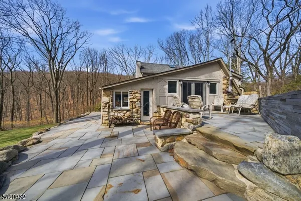 $900,000 | 109 Taylortown Road, Montville, NJ 07005