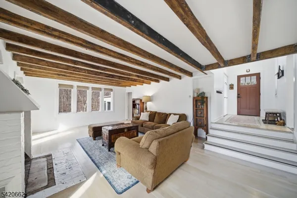 $900,000 | 109 Taylortown Road, Montville, NJ 07005