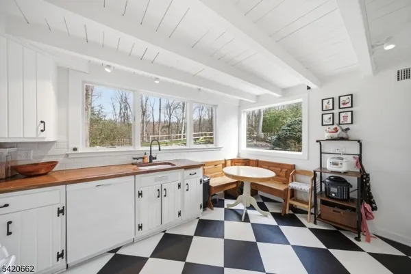 $900,000 | 109 Taylortown Road, Montville, NJ 07005