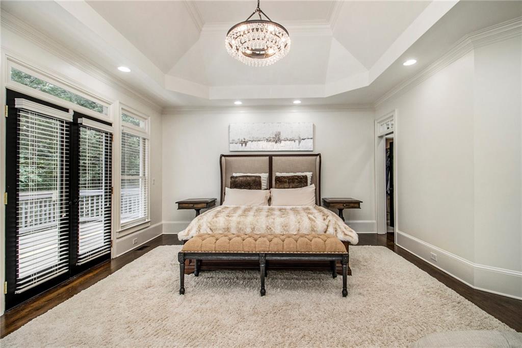 240 Wicklawn Way Roswell, GA 30076 - Photo 25 of 62 a bedroom with a bed and a window