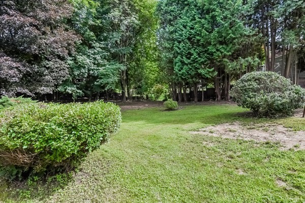 4 Governors Road Groveland, MA 01834 - Photo 25 of 28 Gallery Image 25