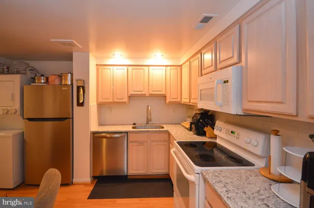 $120,000 | 6317 Park Heights Avenue, Unit 310, Baltimore, MD 21215