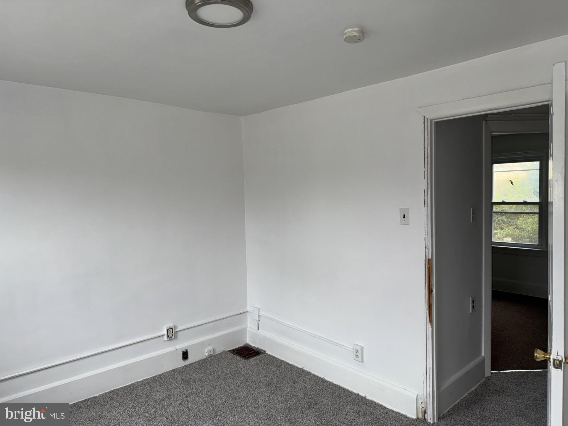 620 Keystone Avenue Darby, PA 19023 - Photo 8 of 13 a view of room and window