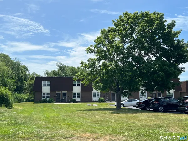 $214,900 | 8 Roma Street, Unit 8, East Haven, CT 06512