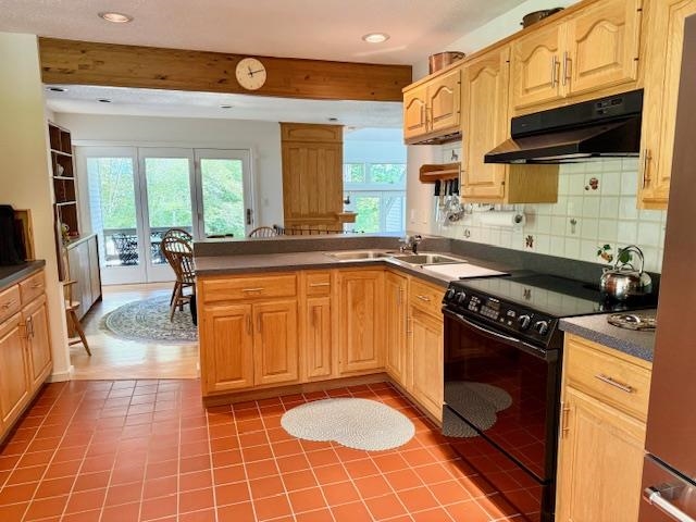 982 Brook Road, Unit 4 Stowe, VT 05672 - Photo 14 of 53