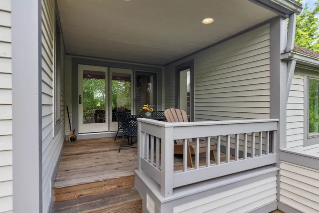 $800,000 | 982 Brook Road, Unit 4, Stowe, VT 05672