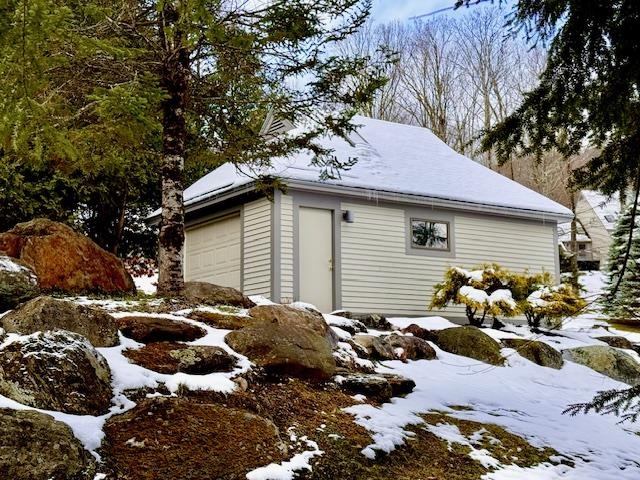 982 Brook Road, Unit 4 Stowe, VT 05672 - Photo 4 of 53