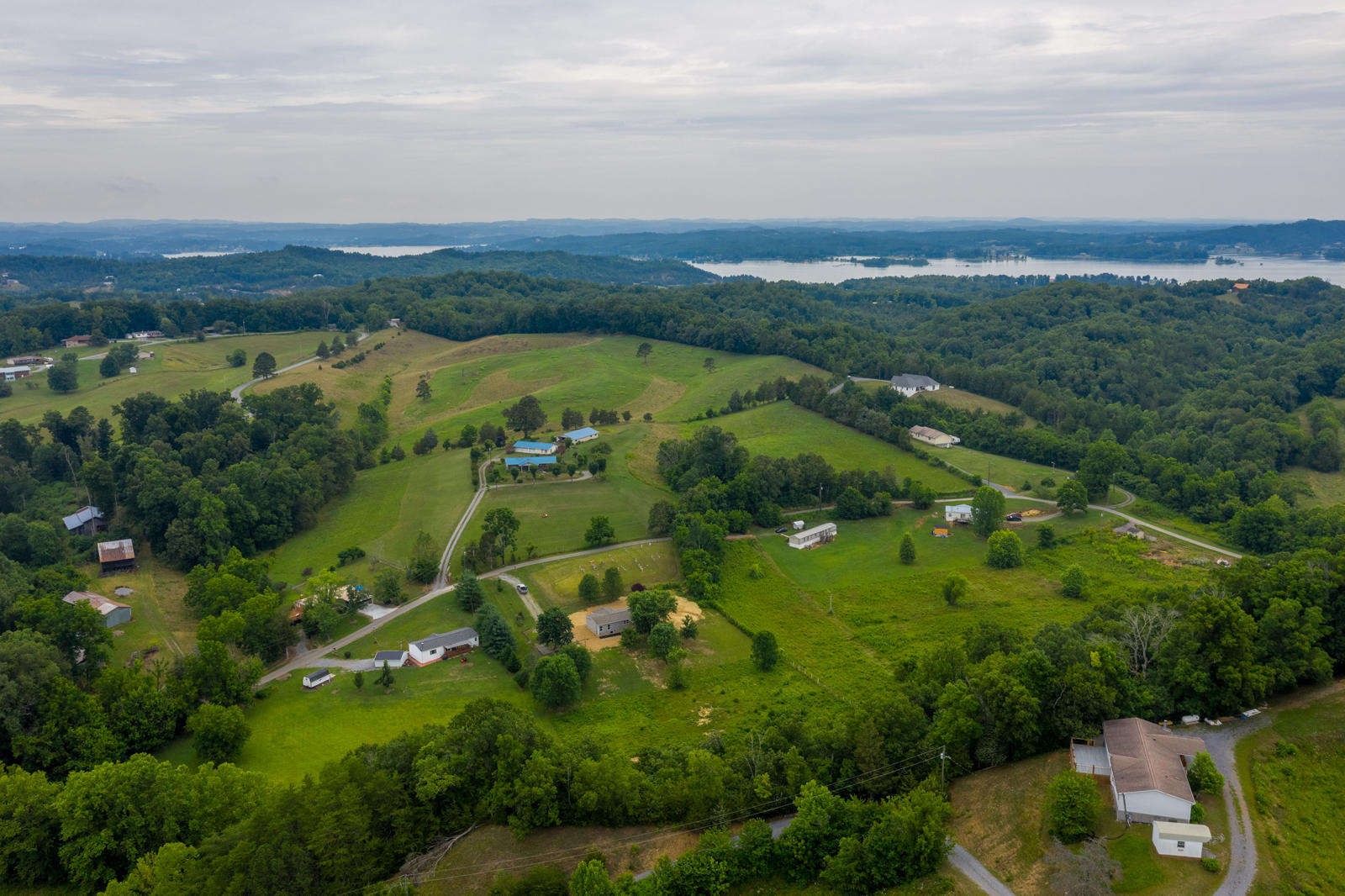 3425 Sims Cemetery Road Sevierville, TN 37876 - Photo 6 of 37 outside 4