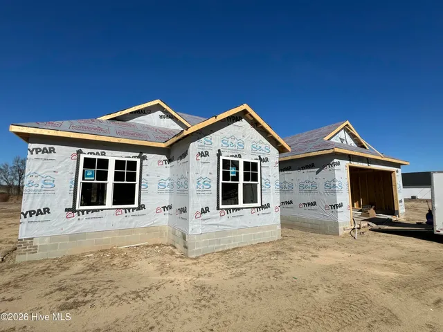 $319,900 | 313 Creeks Edge Drive, Pikeville, NC 27863