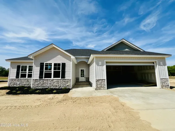 $319,900 | 313 Creeks Edge Drive, Pikeville, NC 27863