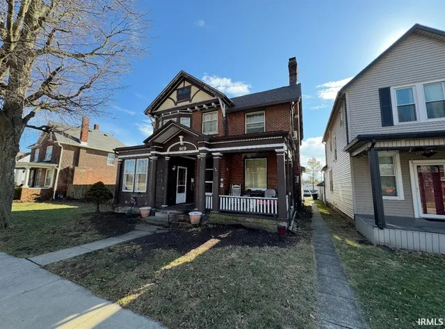 $229,900 | 919 Parkview Avenue, Fort Wayne, IN 46802
