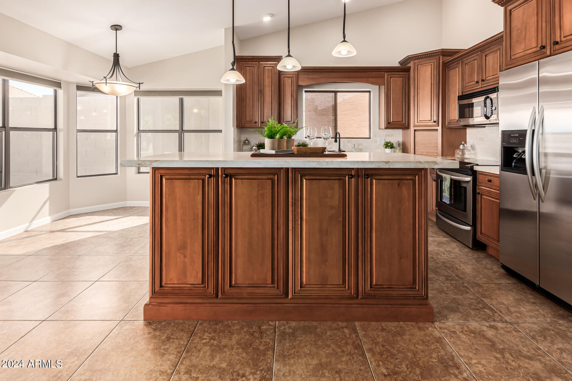2622 East Rockledge Road Phoenix, AZ 85048 - Photo 11 of 39 Kitchen