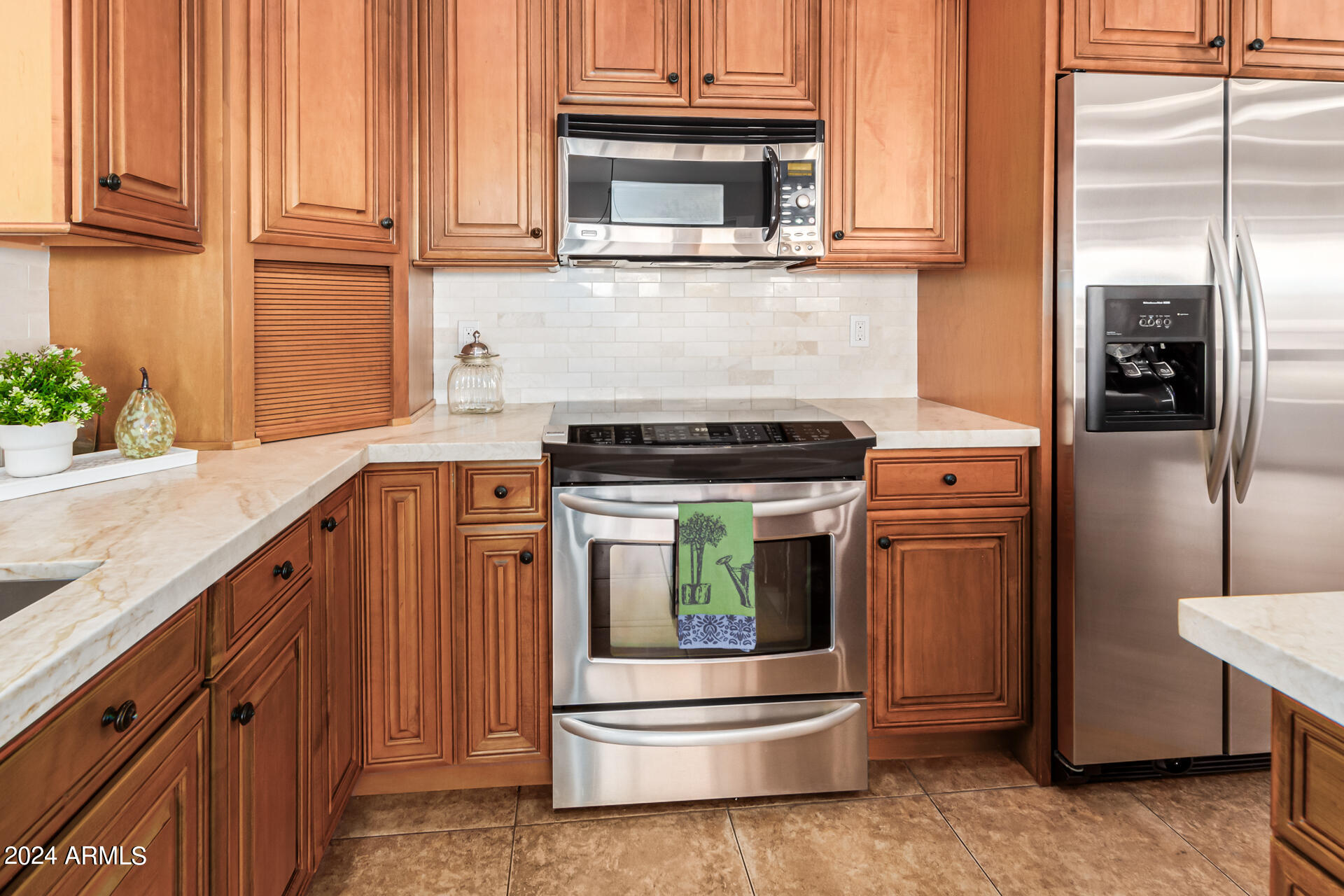 2622 East Rockledge Road Phoenix, AZ 85048 - Photo 13 of 39 Kitchen