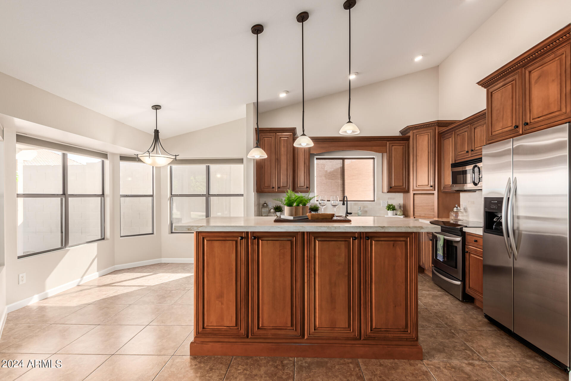 2622 East Rockledge Road Phoenix, AZ 85048 - Photo 3 of 39 Kitchen