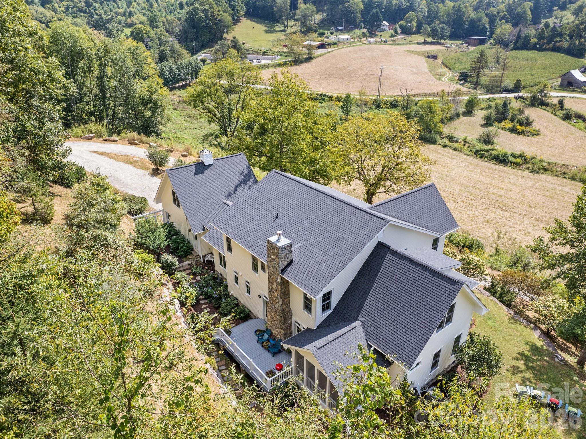 3827 Liner Creek Road Clyde, NC 28721 - Photo 8 of 48 Gallery Image 8