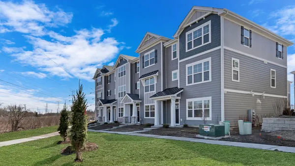 $424,990 | 537 Yosemite Way, Mundelein, IL 60060