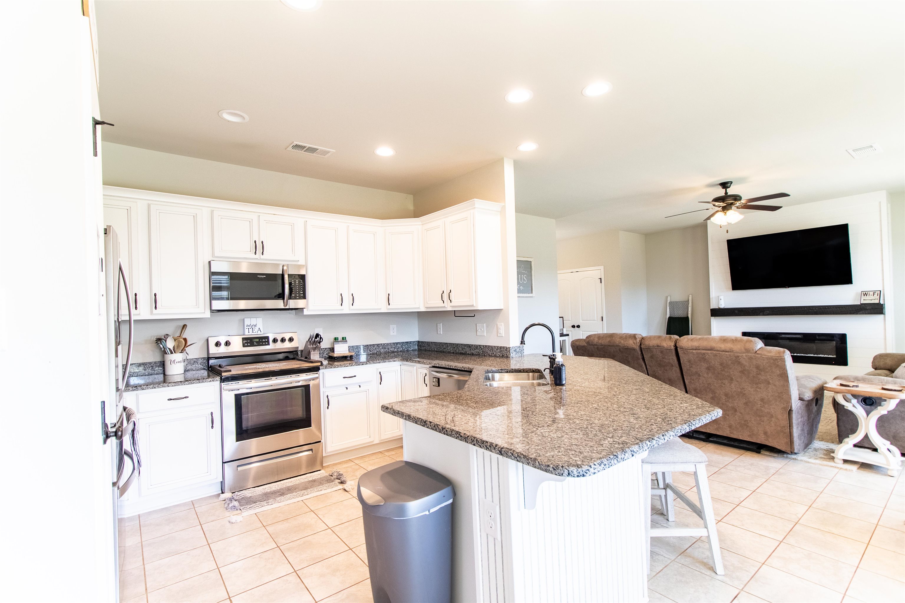 21133 Cabernet Lane Silverhill, AL 36576 - Photo 13 of 36