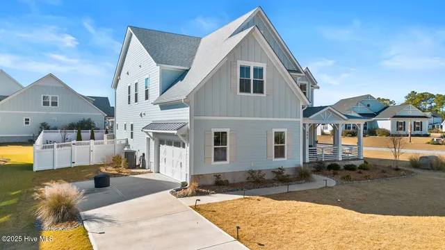 $782,500 | 592 Moss Lake Lane, Holly Ridge, NC 28445