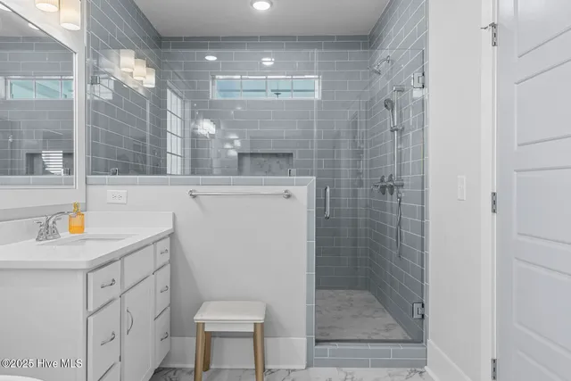 $782,500 | 592 Moss Lake Lane, Holly Ridge, NC 28445