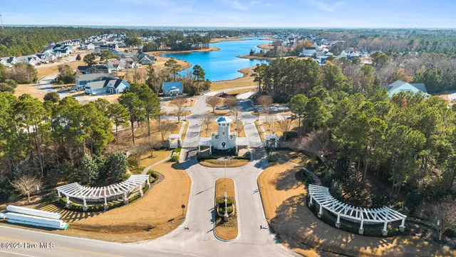 $782,500 | 592 Moss Lake Lane, Holly Ridge, NC 28445