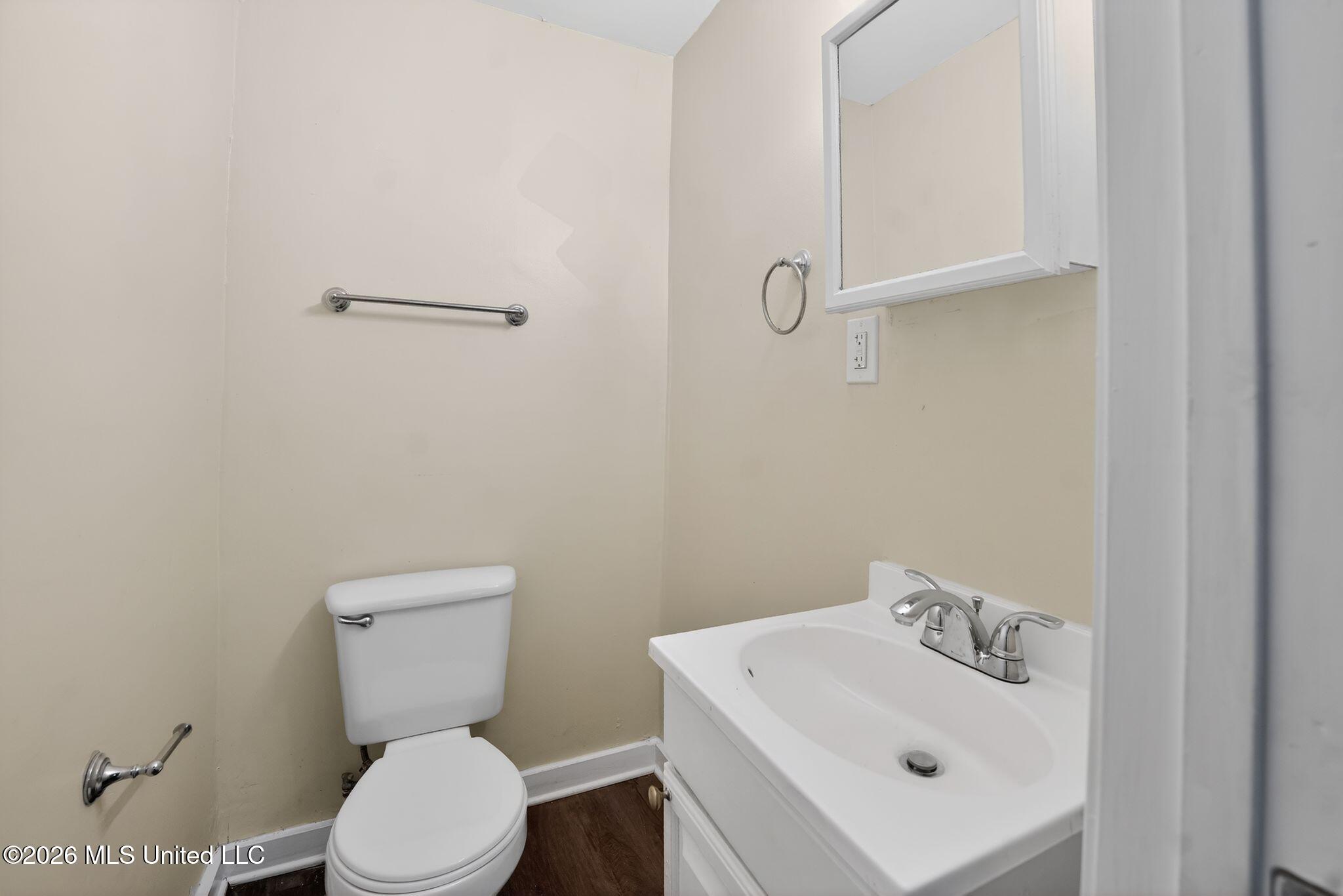 1541 Dianne Drive Jackson, MS 39204 - Photo 46 of 52 49_1541_Dianne_Dr_Jackson_MS_39204-Bathr
