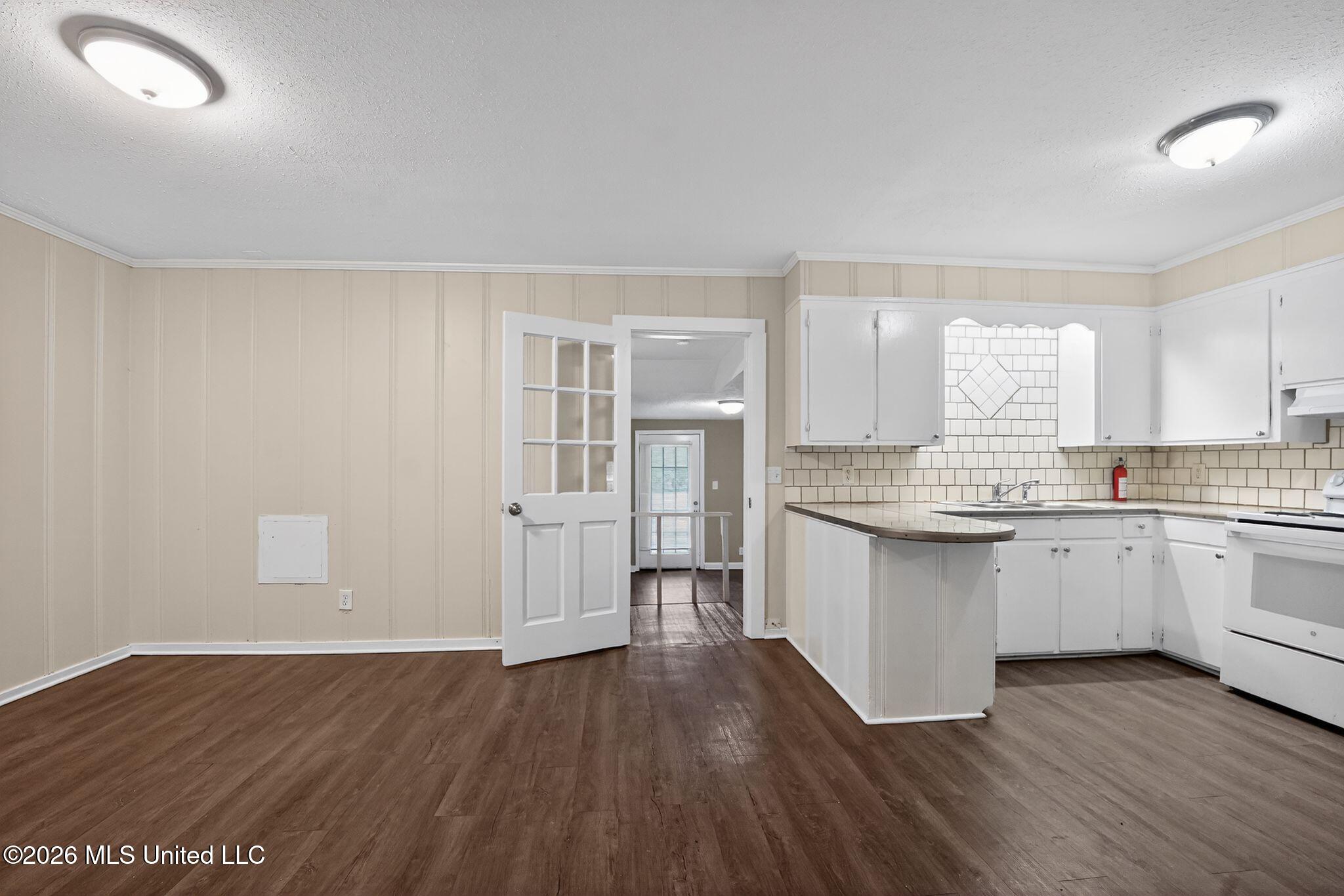 1541 Dianne Drive Jackson, MS 39204 - Photo 9 of 52 28_1541_Dianne_Dr_Jackson_MS_39204-Kitch