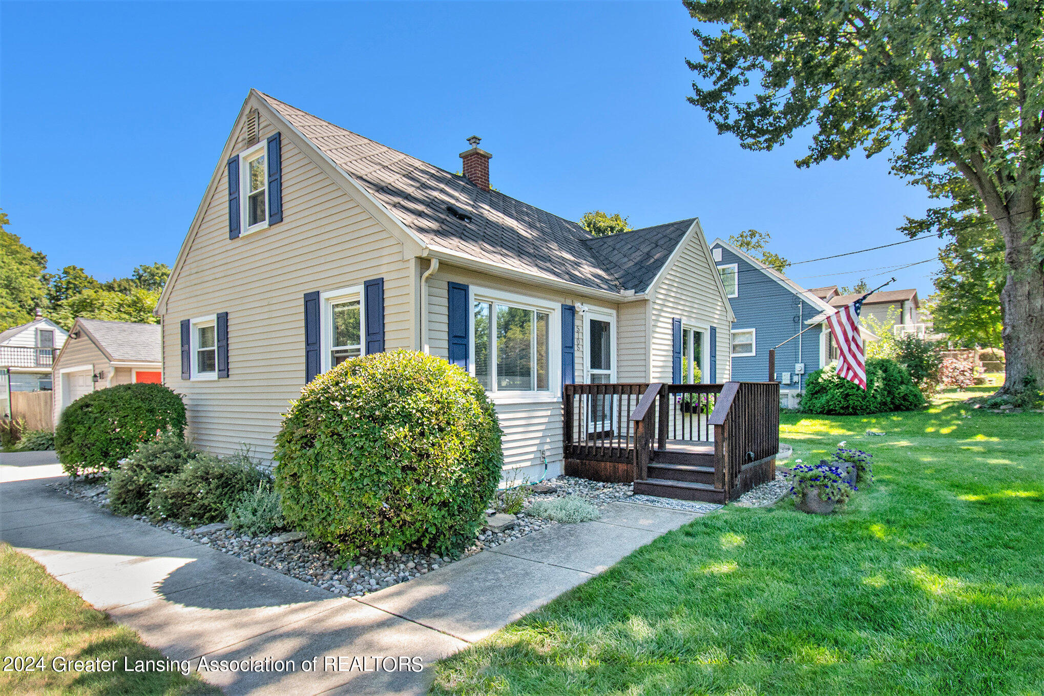 5705 Kaynorth Road Lansing, MI 48911 - Photo 3 of 34 003_ndp8296