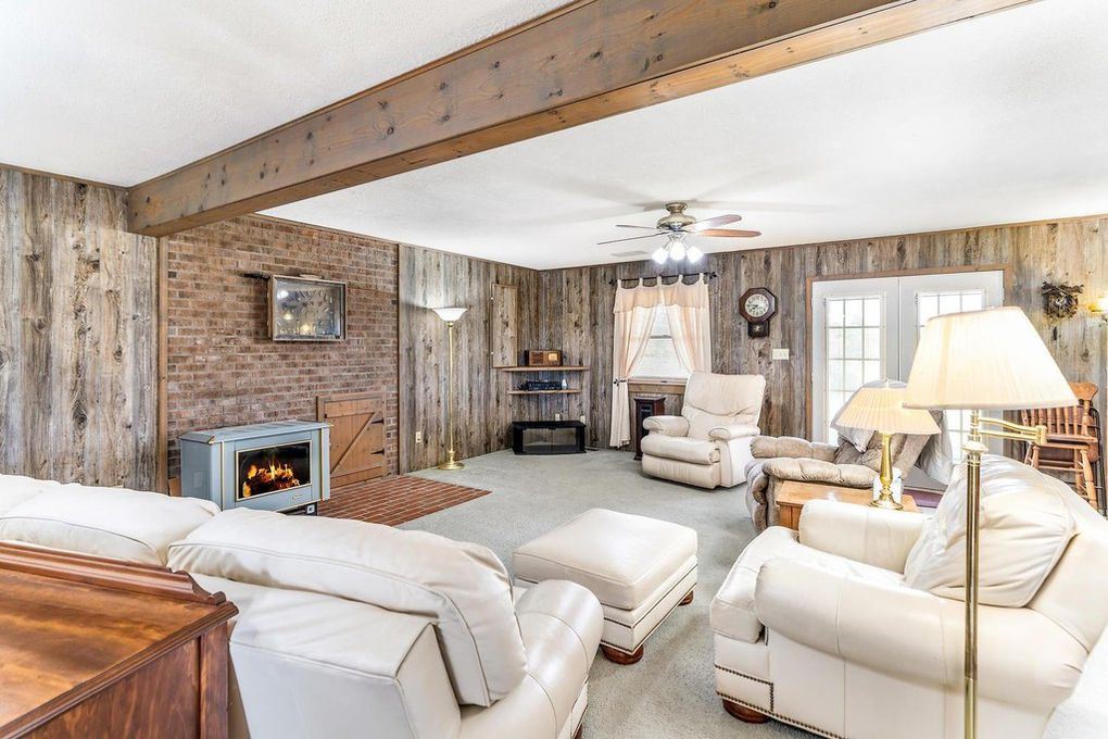 1056 Williams Road Elkton, KY 42220 - Photo 10 of 33 Gallery Image 10