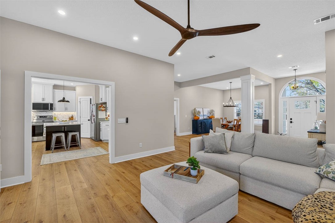 332 Edge Water Drive Brunswick, GA 31525 - Photo 13 of 50