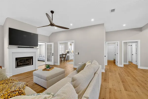 $549,900 | 332 Edge Water Drive, Brunswick, GA 31525
