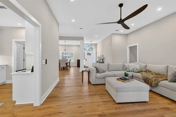$549,900 | 332 Edge Water Drive, Brunswick, GA 31525