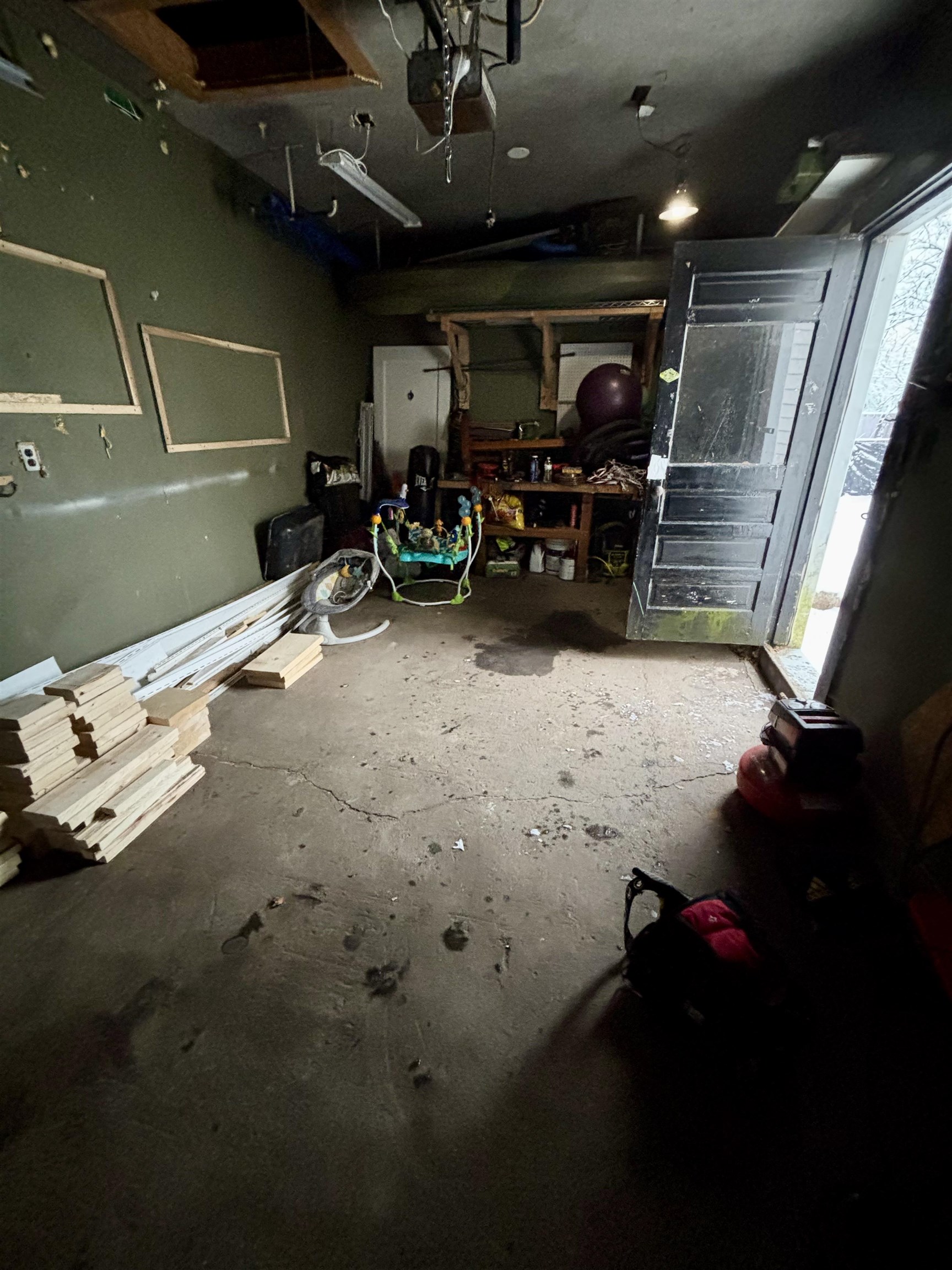 226 Jewett Street Manchester, NH 03103 - Photo 14 of 15