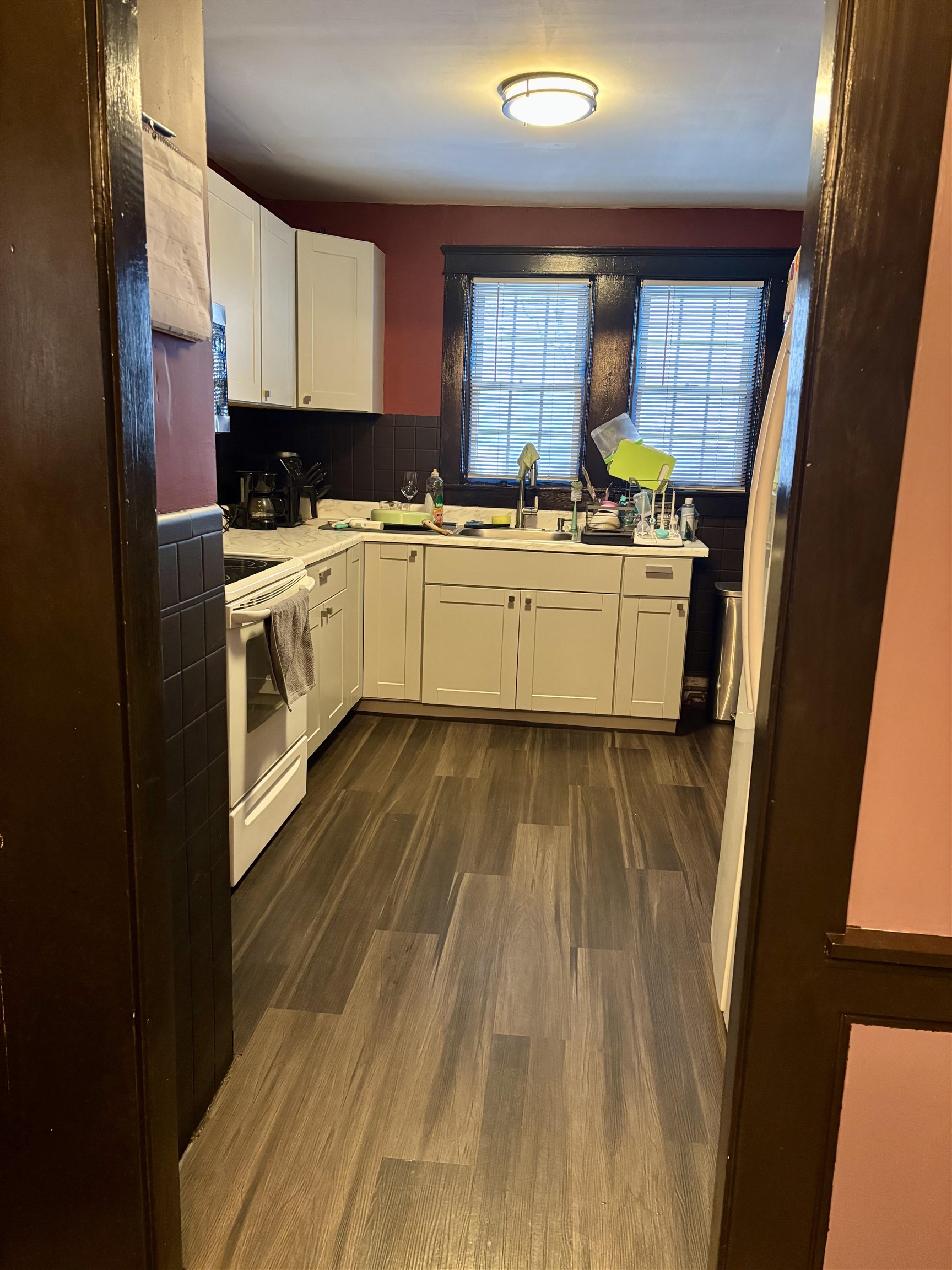 226 Jewett Street Manchester, NH 03103 - Photo 7 of 15