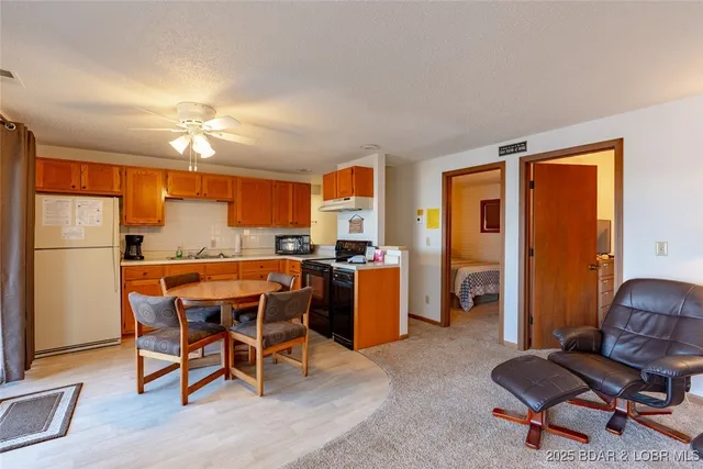 $180,000 | 178 Lone Oak Point, Unit 3, Sunrise Beach, MO 65079