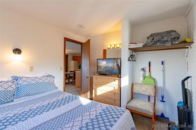 $180,000 | 178 Lone Oak Point, Unit 3, Sunrise Beach, MO 65079