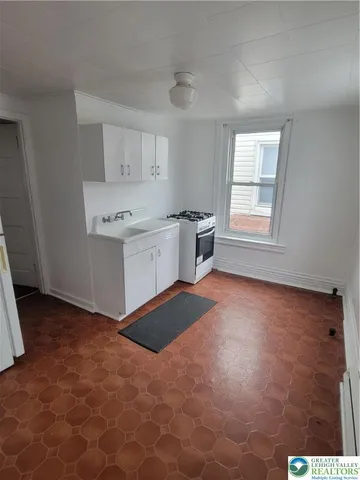 $800 | 212 South Madison Street, Unit 3, Allentown, PA 18102