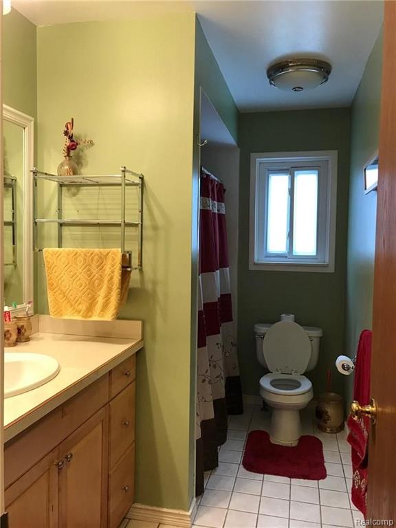 4429 Count Court Sterling Heights, MI 48310 - Photo 6 of 26