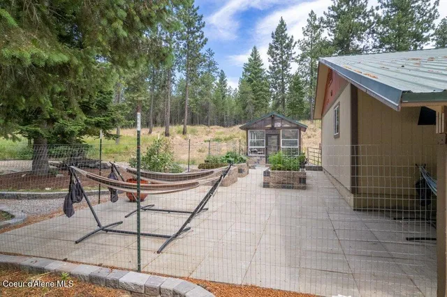 $950,000 | 8626 East Son Shine Way, Athol, ID 83801