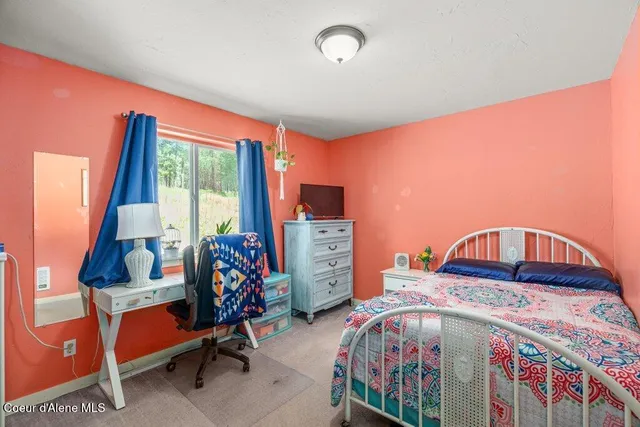 $950,000 | 8626 East Son Shine Way, Athol, ID 83801