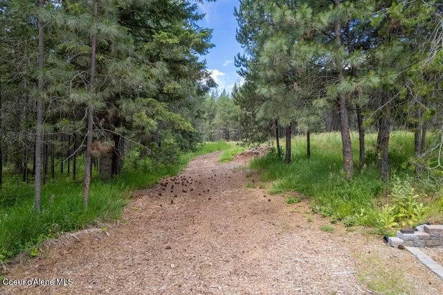 $950,000 | 8626 East Son Shine Way, Athol, ID 83801