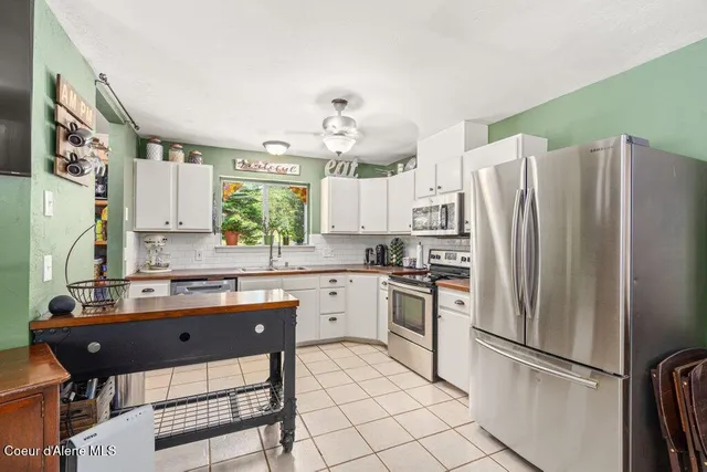 $950,000 | 8626 East Son Shine Way, Athol, ID 83801