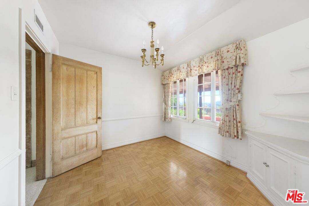 3688 Lowry Road Los Angeles, CA 90027 - Photo 22 of 53 Gallery Image 22