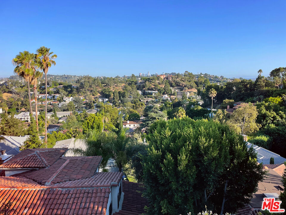 3688 Lowry Road Los Angeles, CA 90027 - Photo 3 of 53 Gallery Image 3