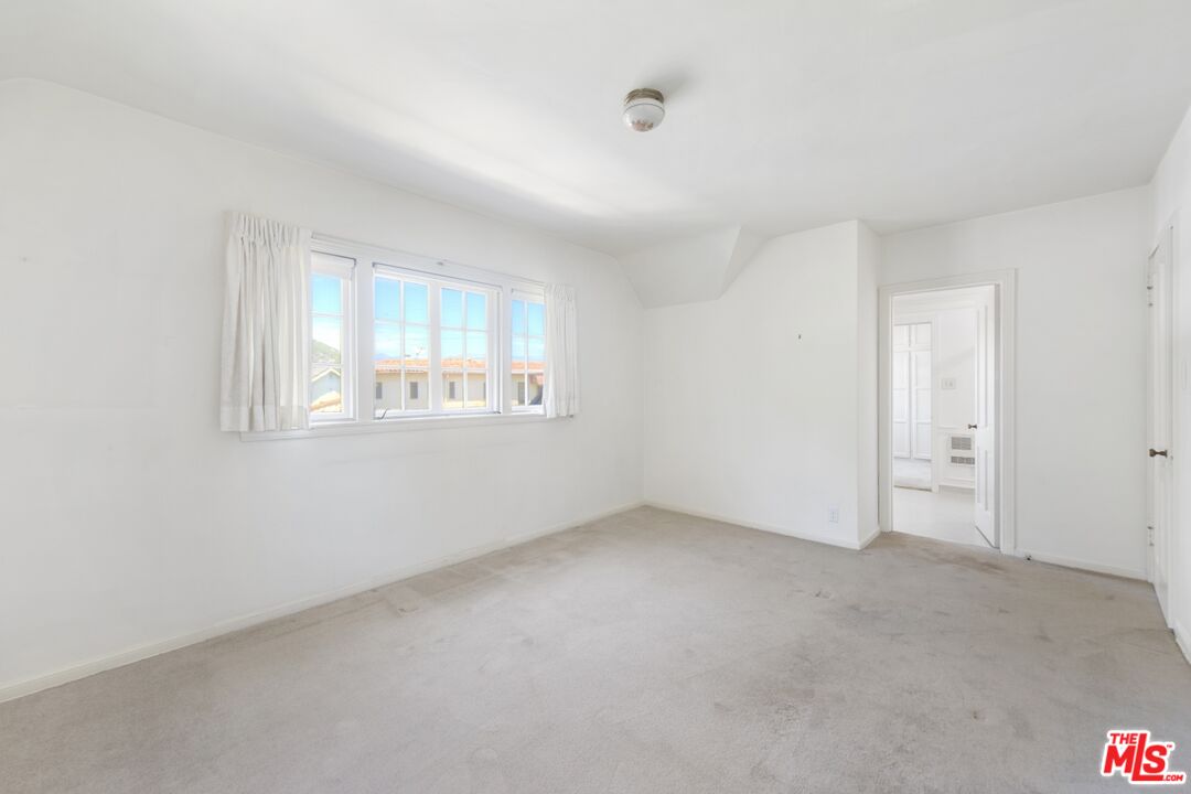 3688 Lowry Road Los Angeles, CA 90027 - Photo 32 of 53 Gallery Image 32
