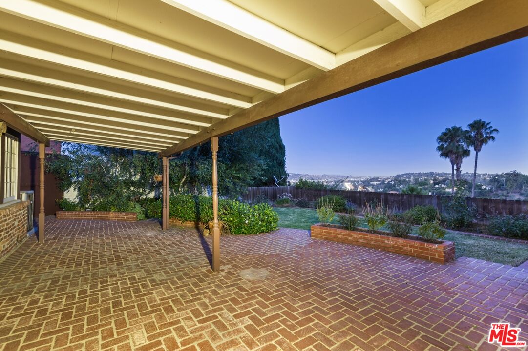 3688 Lowry Road Los Angeles, CA 90027 - Photo 41 of 53 Gallery Image 41